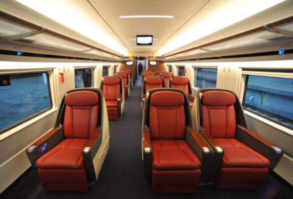 Comfortable interior of a Chinese high-speed rail train