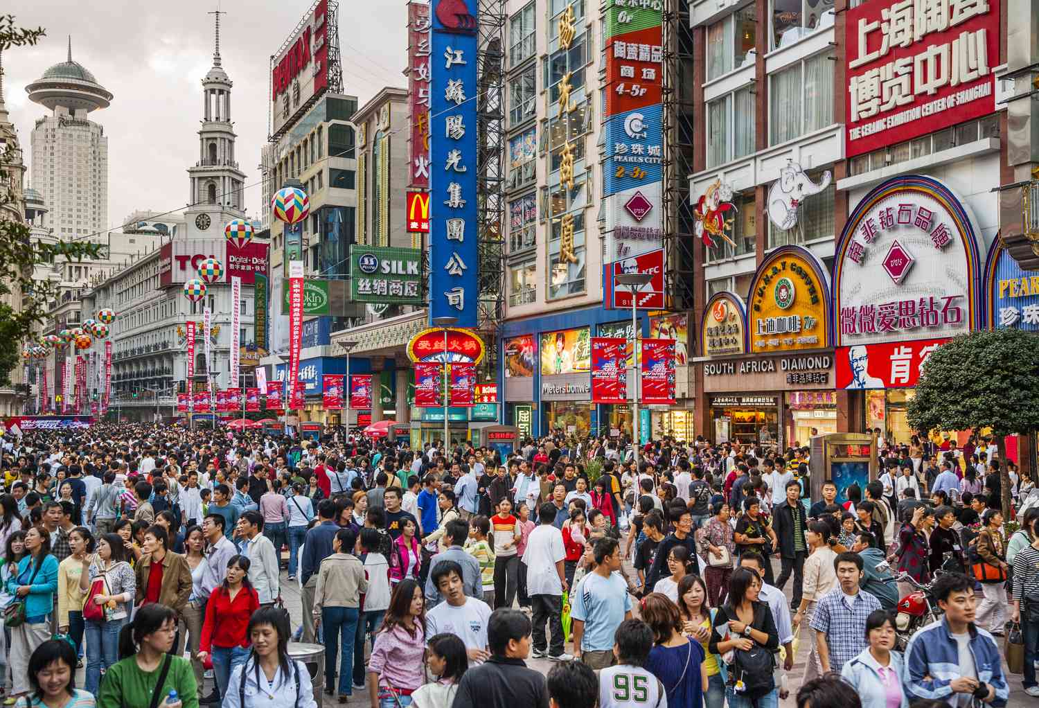 Crowded but orderly public space in modern Chinese city