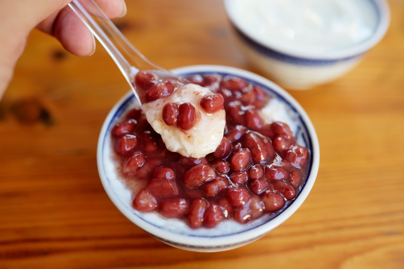  A bowl of Red Bean Double-Skin Milk