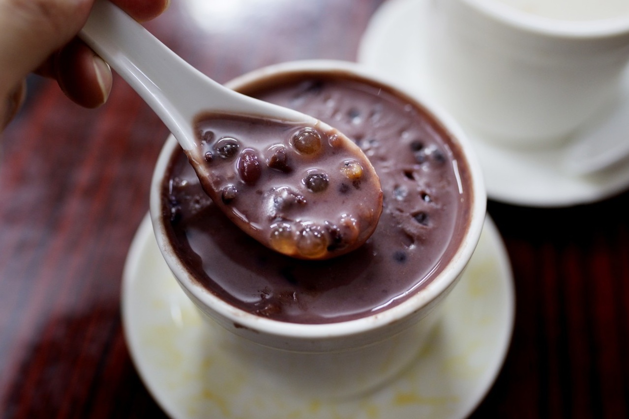  A bowl of the Red Bean showing the generous portions of red bean