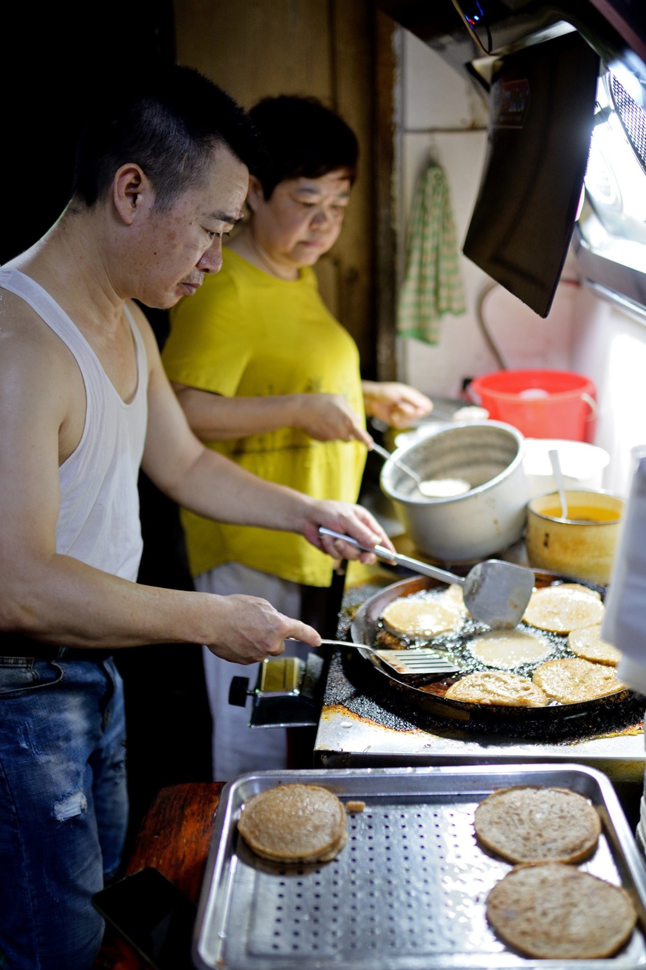  A vertical shot capturing the husband-and-wife