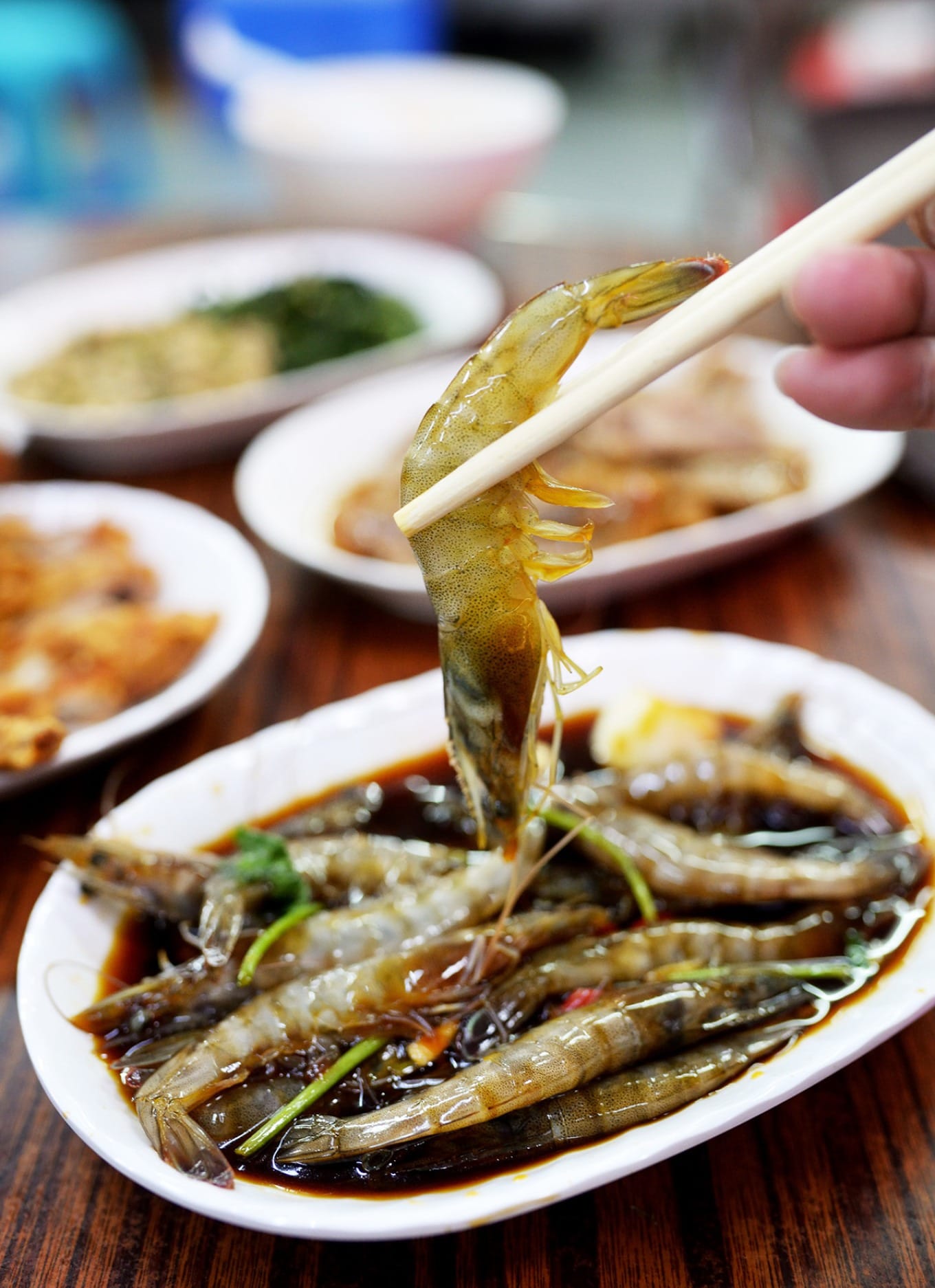 Chaoshan-style raw marinated shrimp with glossy translucent texture