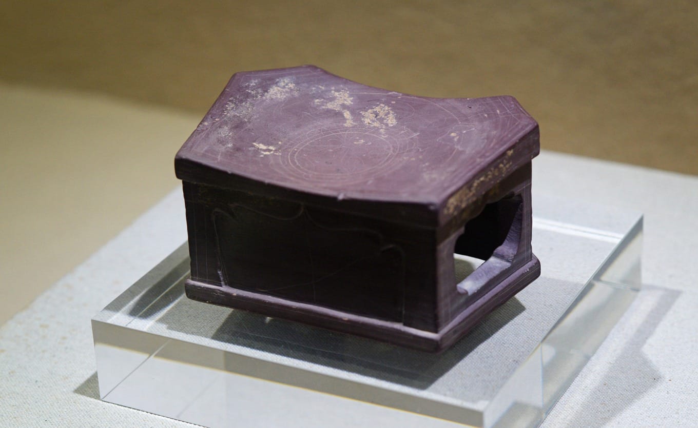 Song Dynasty hexagonal ceramic pillow made of Guoshi stone with floral engraving