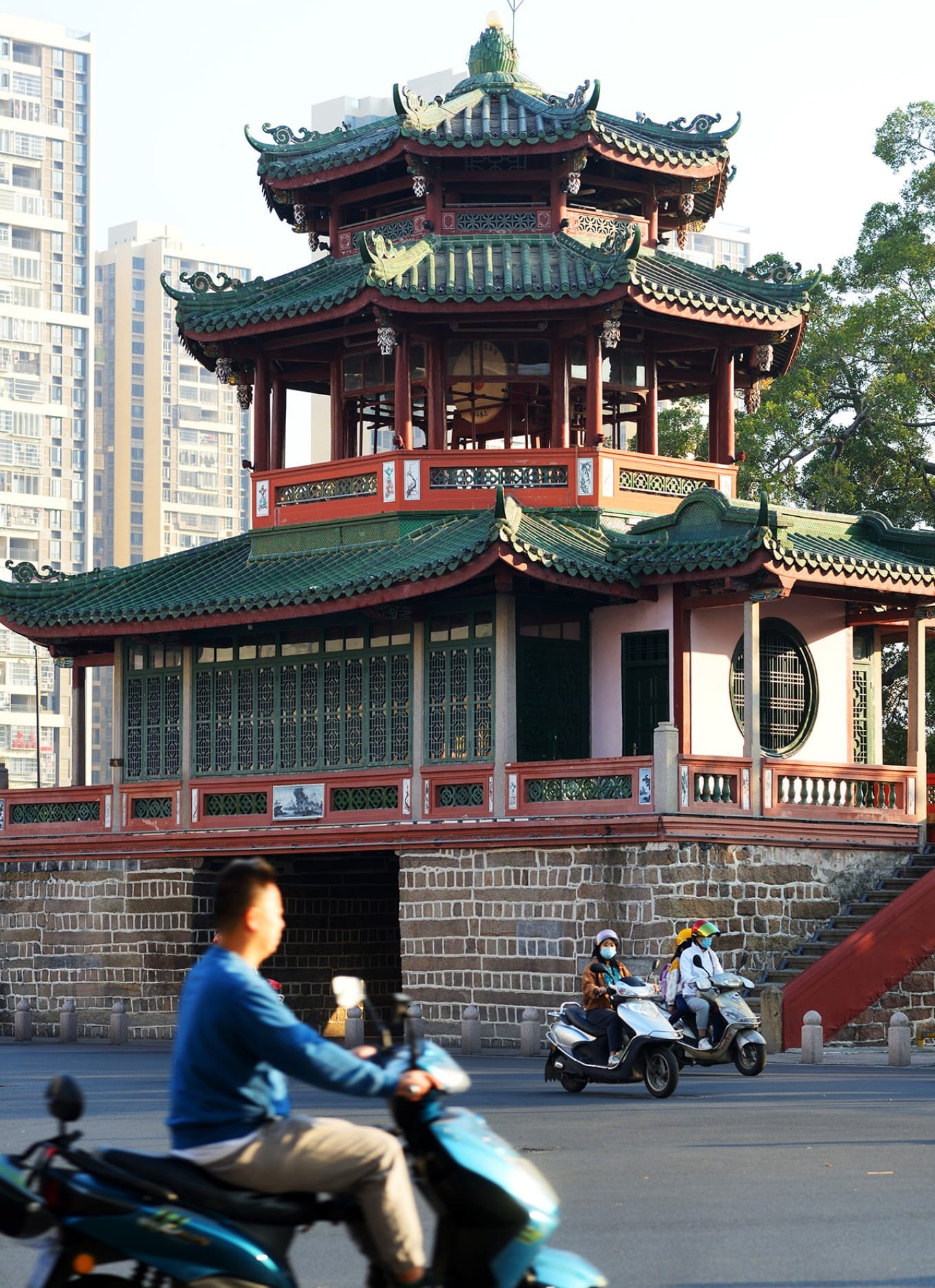 Traditional temple architecture and ornate gates in Jieyang historic district