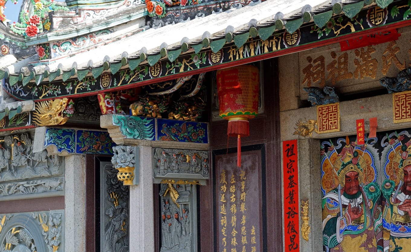 Village lane with traditional Chaoshan residential architecture