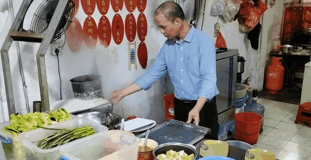Fresh ingredients and fillings for Chaoshan rice noodle rolls