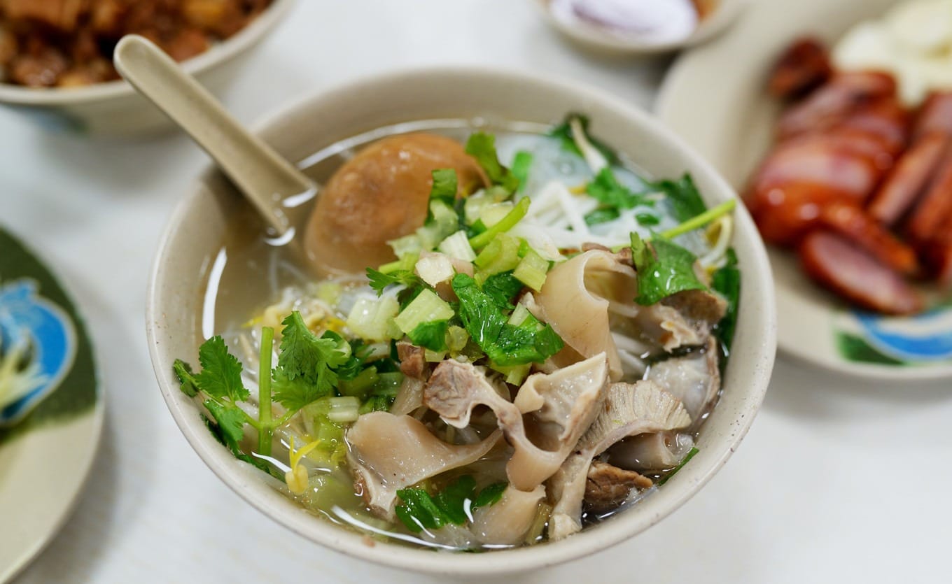 Close-up of Dongguan-style rice noodles in broth