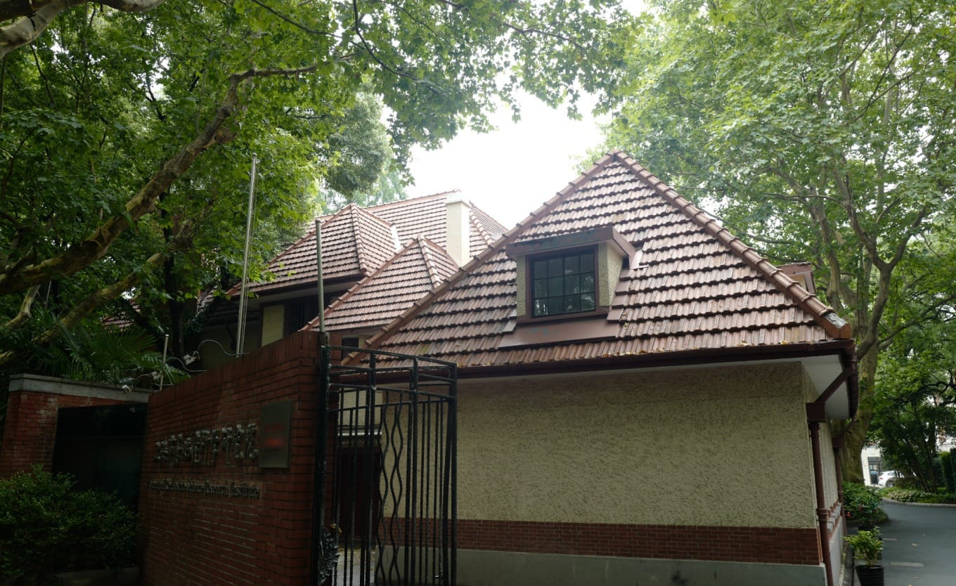 The English country villa at 193 Fuxing West Road