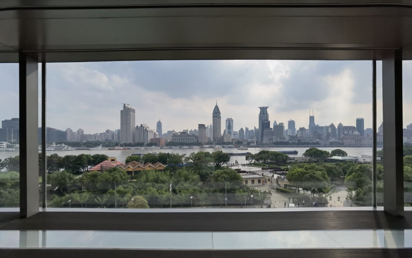 Close-up of the Fācái dessert shaped like a mahjong prosperity tile