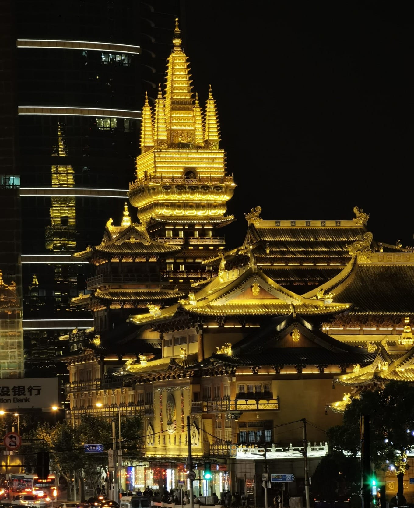 View of Jing'an Temple from the nearby pedestrian overpass