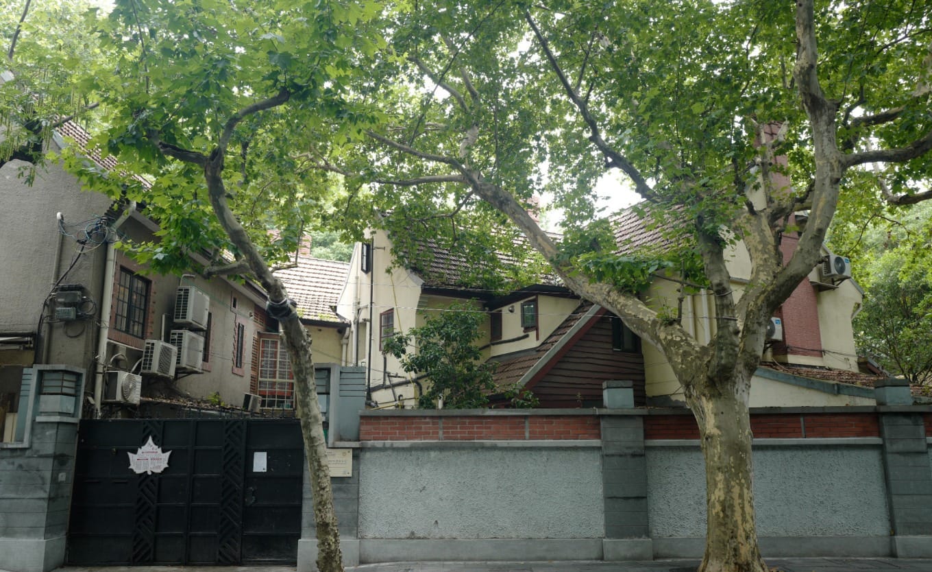 The garden house at 97 Wukang Road, at the intersection with Fuxing West Road