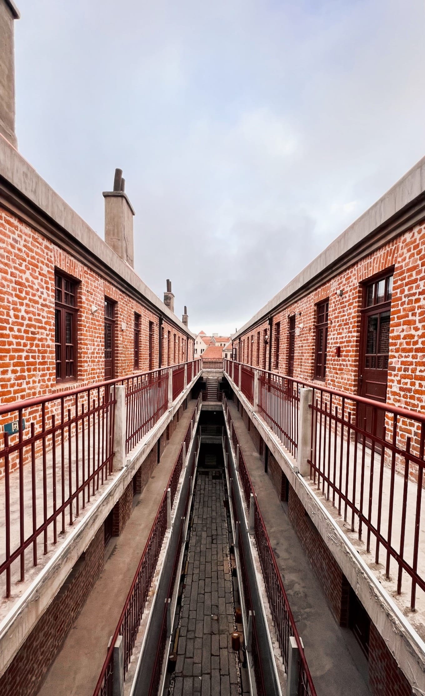 Century-old courtyard house at Junye Lane, Sifang Road