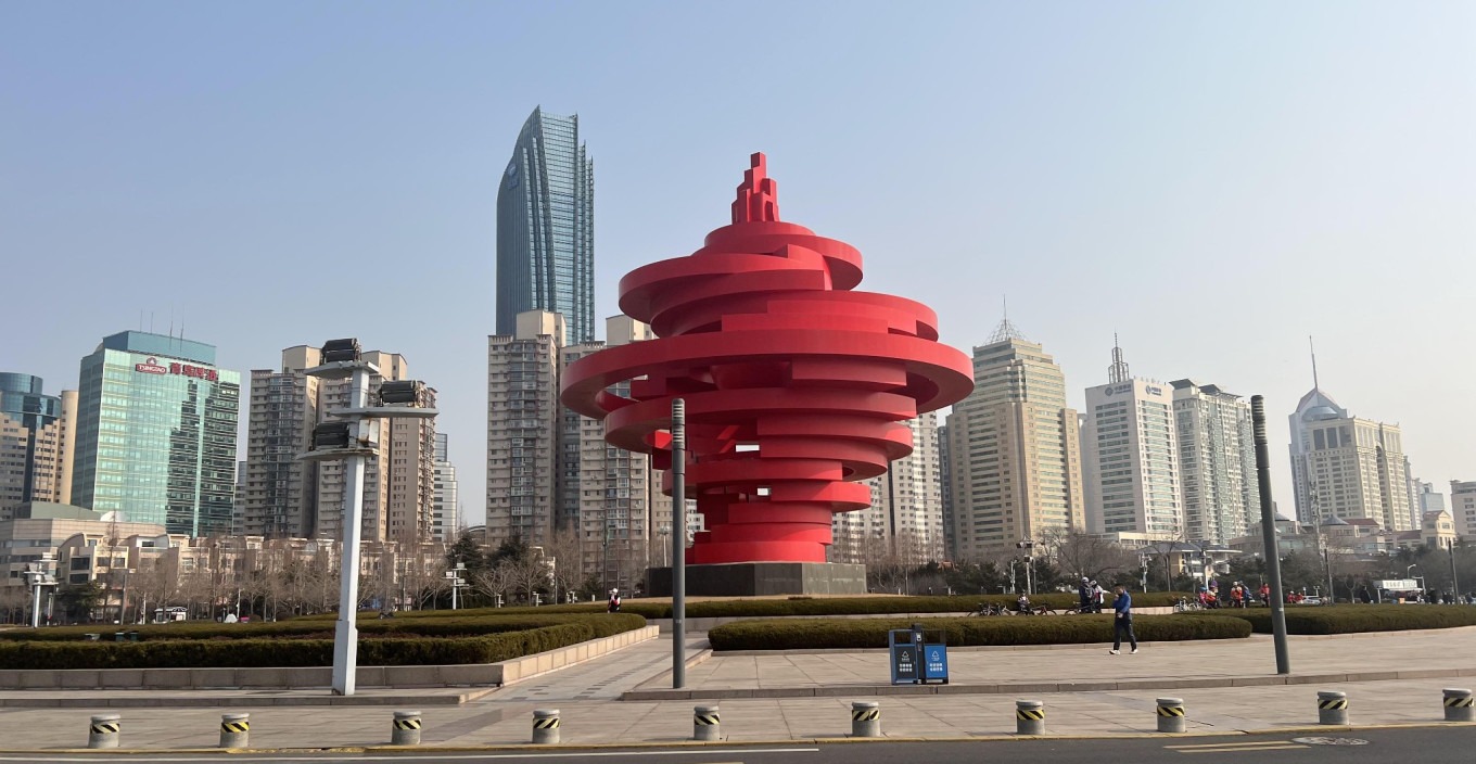 The May Wind sculpture at May Fourth Square in Qingdao