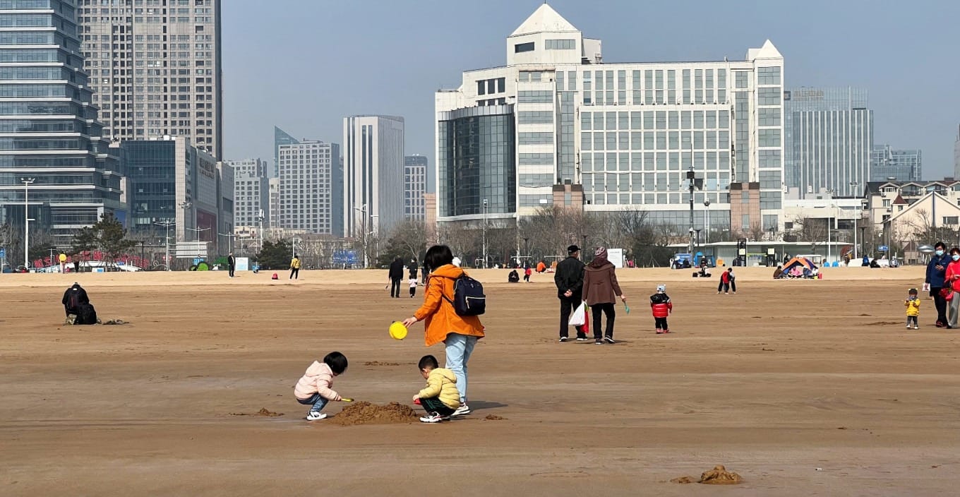 Early morning at Shilaoren Beach