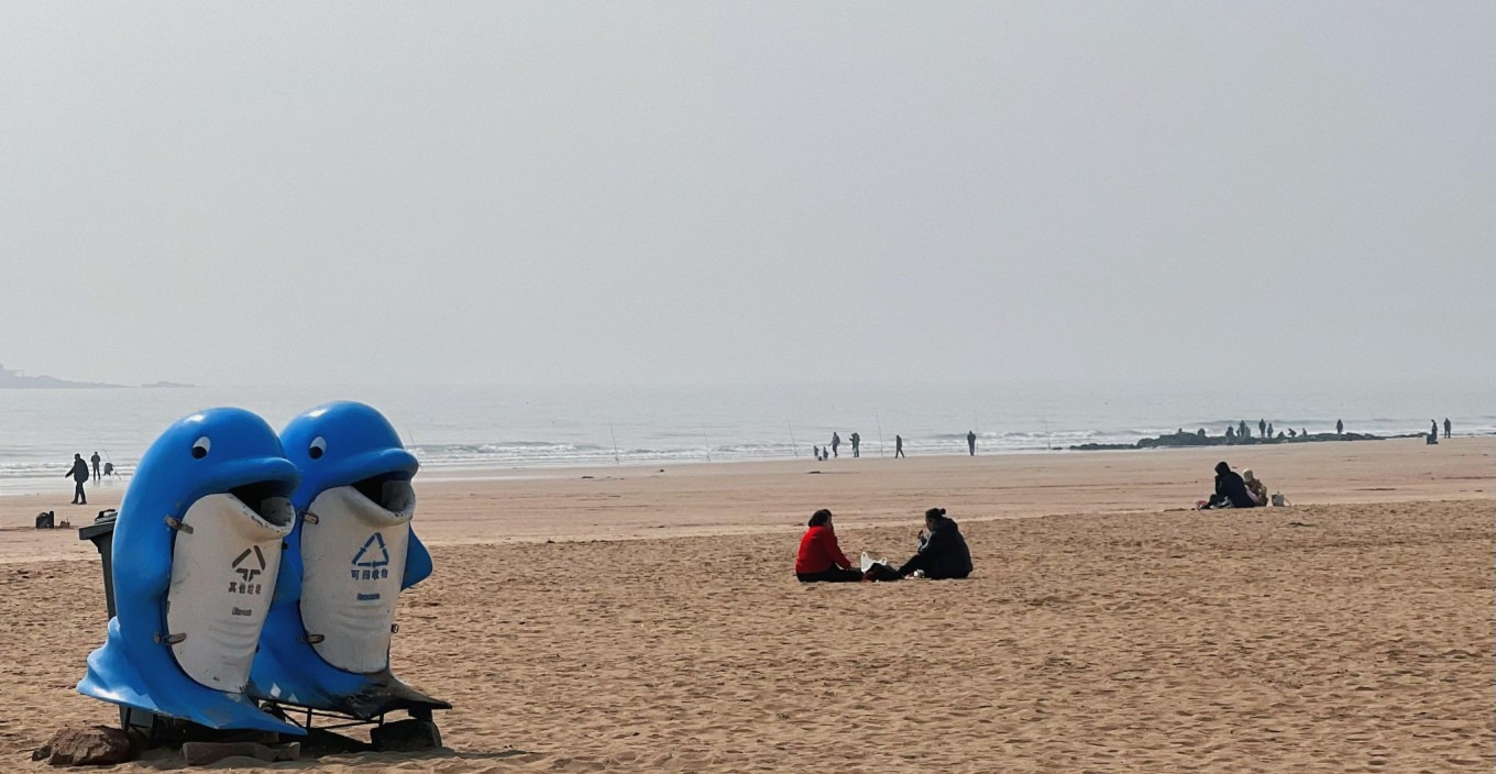 Sunrise over Shilaoren Bathing Beach