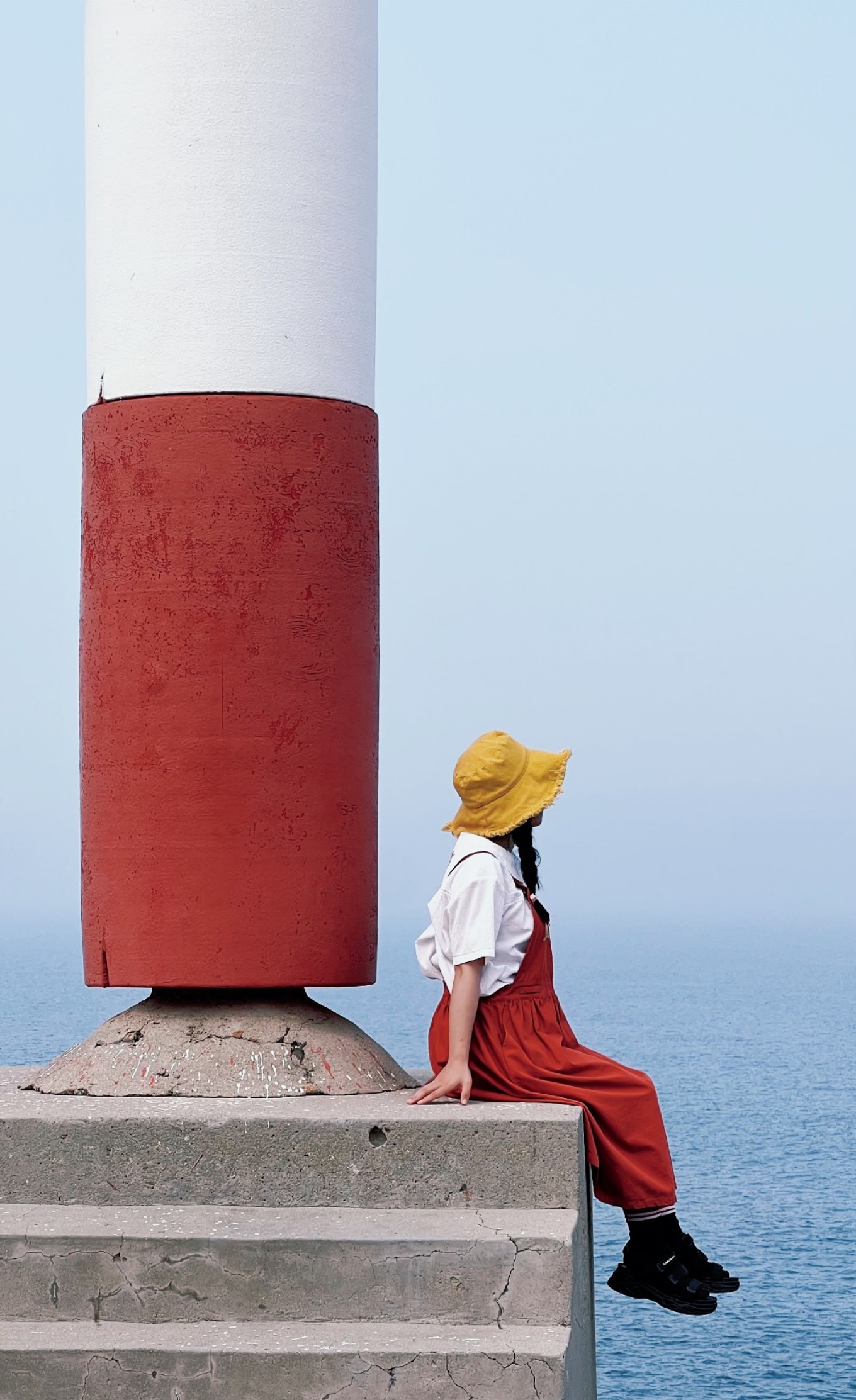 Lingshan Island lighthouse against blue sky