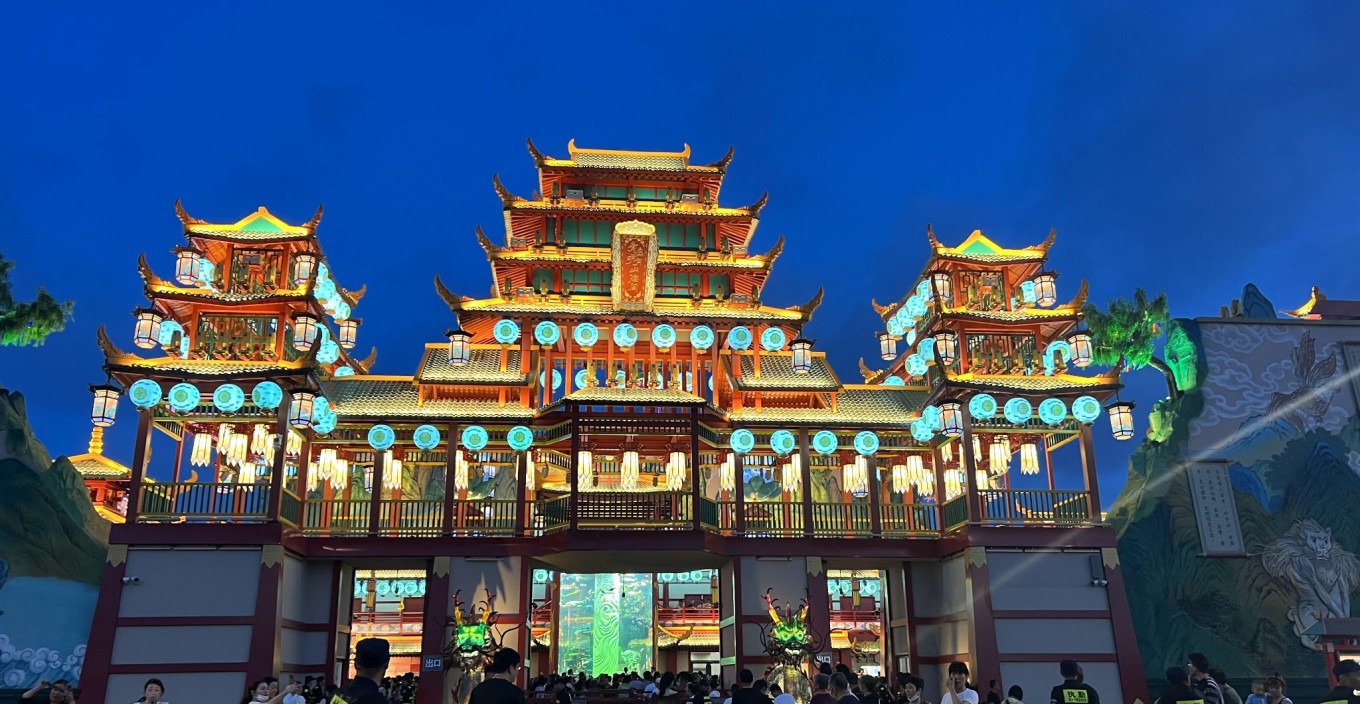 Shanhaiguan night scene with lights