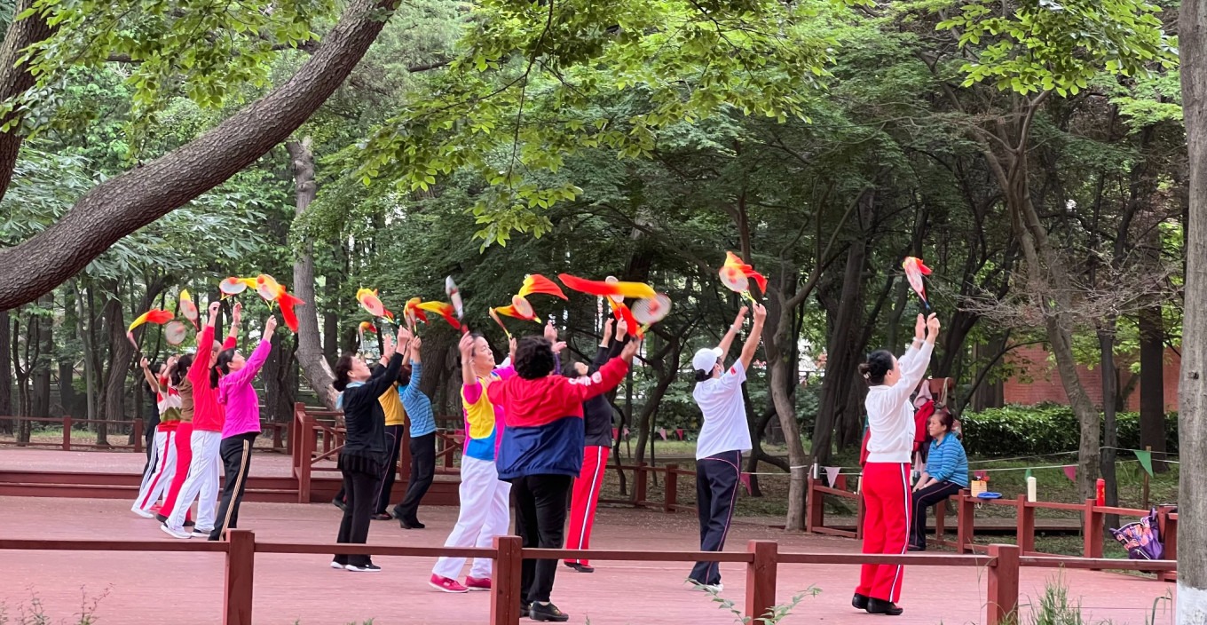 Scenic view inside Zhongshan Park