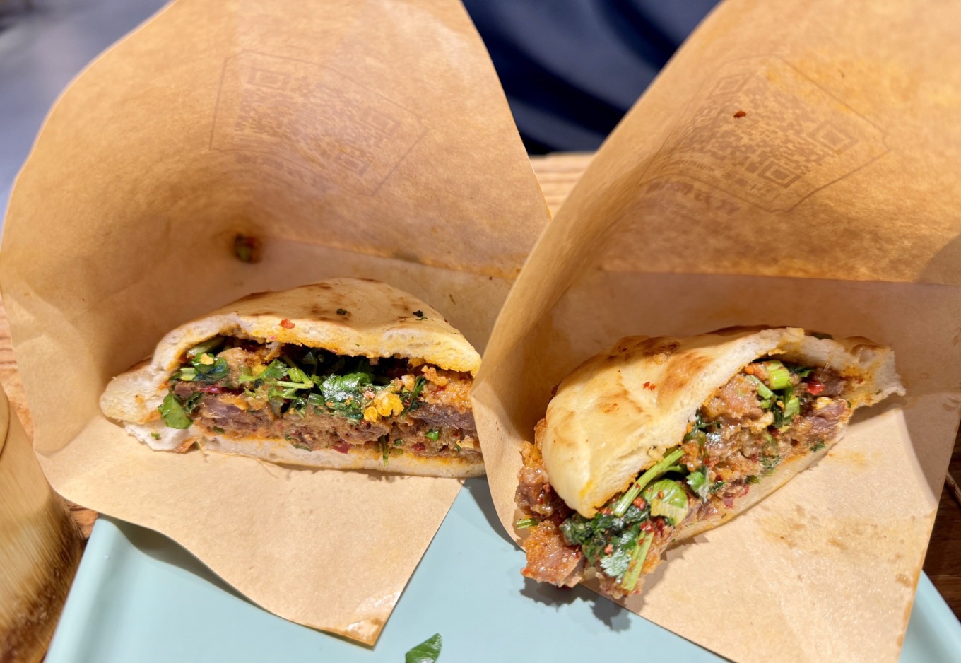 Various street food stalls in Shangzhongshun