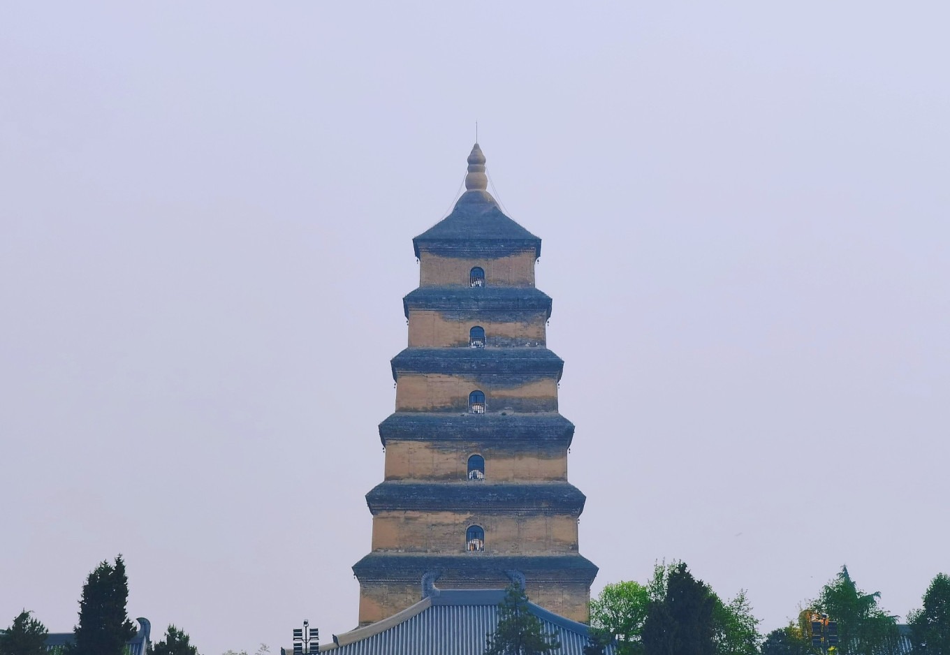Musical fountain at the north square of Dayan Pagoda