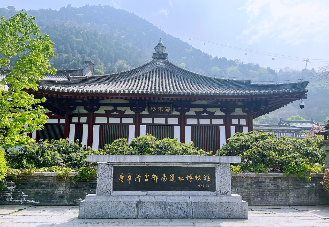 Marble statue of Yang Yuhuan at Huaqing Palace