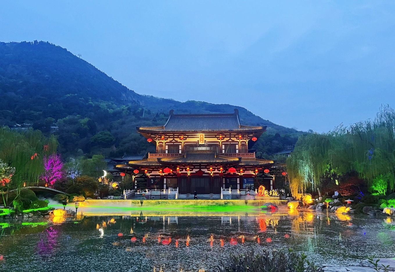 Reconstructed Hall of Eternal Life at Huaqing Palace