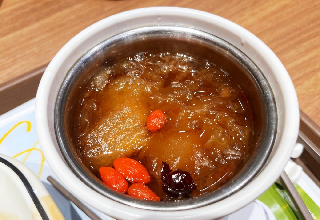 Snow pear with tremella soup