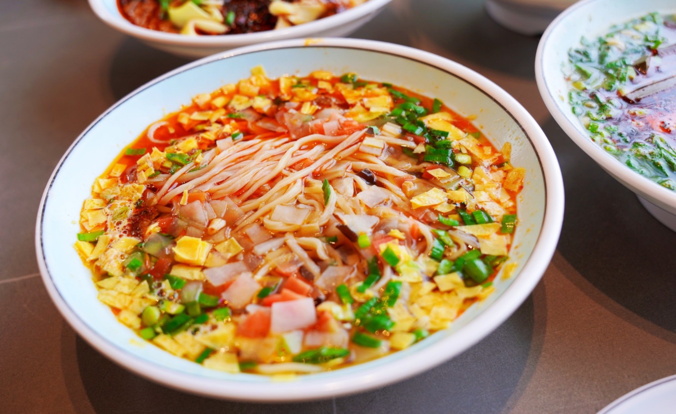 Qishan noodles with minced meat