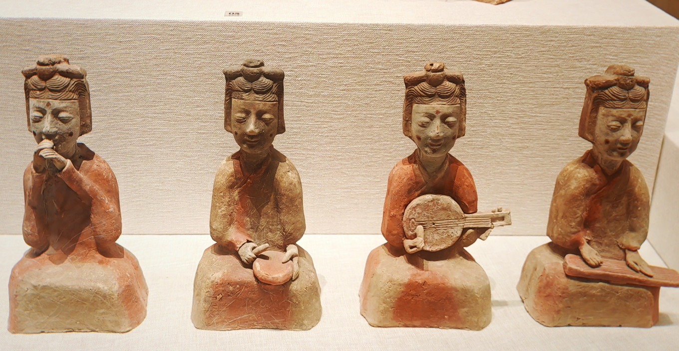 Gold and silver artifacts at Shaanxi History Museum