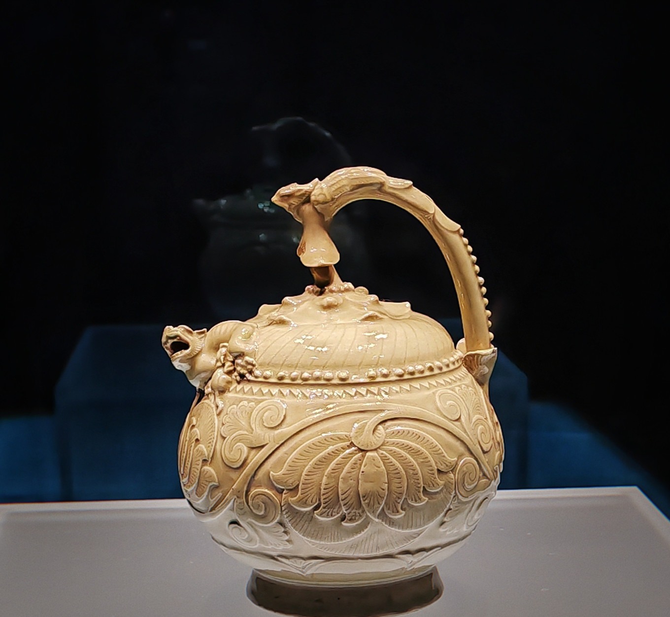 Han dynasty pottery tower at Shaanxi History Museum