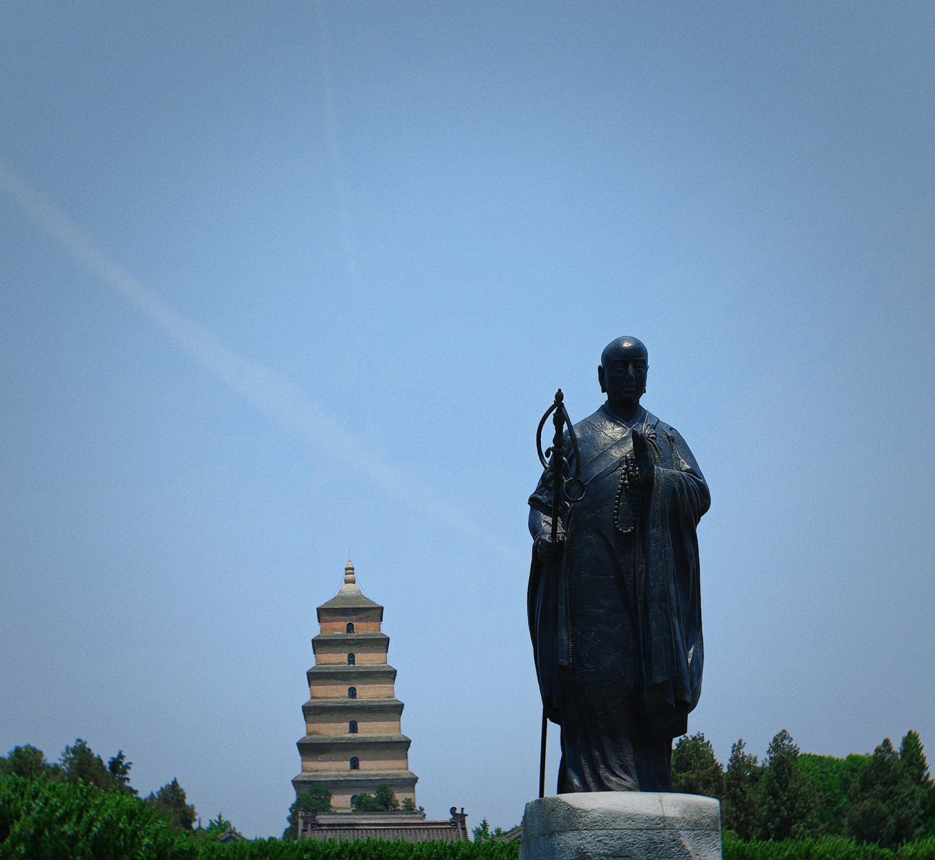 Stone Buddha statues near Giant Wild Goose Pagoda