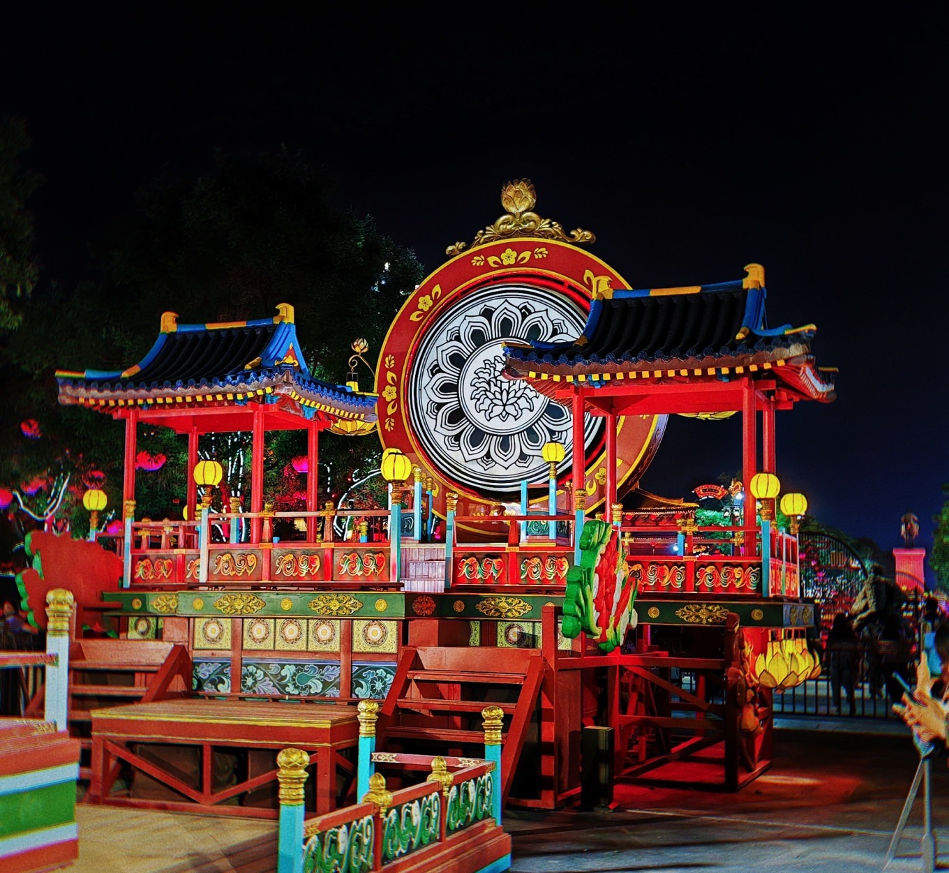 Tang Paradise performance stage
