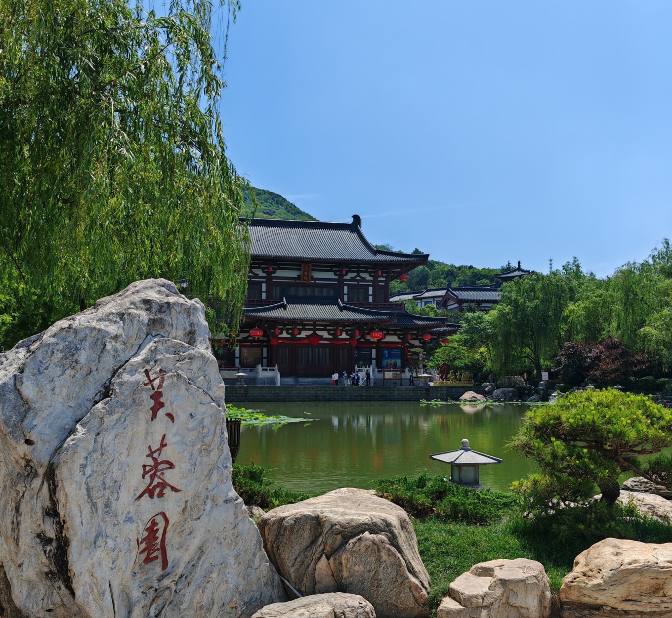 Hot spring pool site within Huaqing Palace