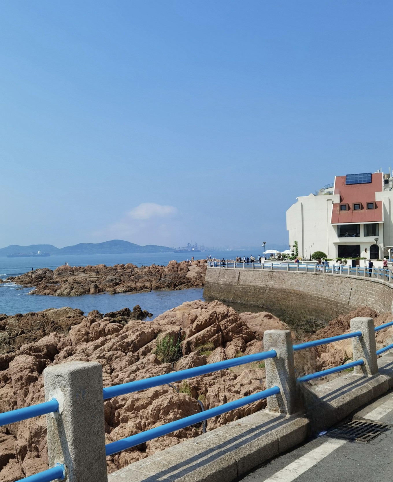 S-curve of Qinyu Road with ocean view