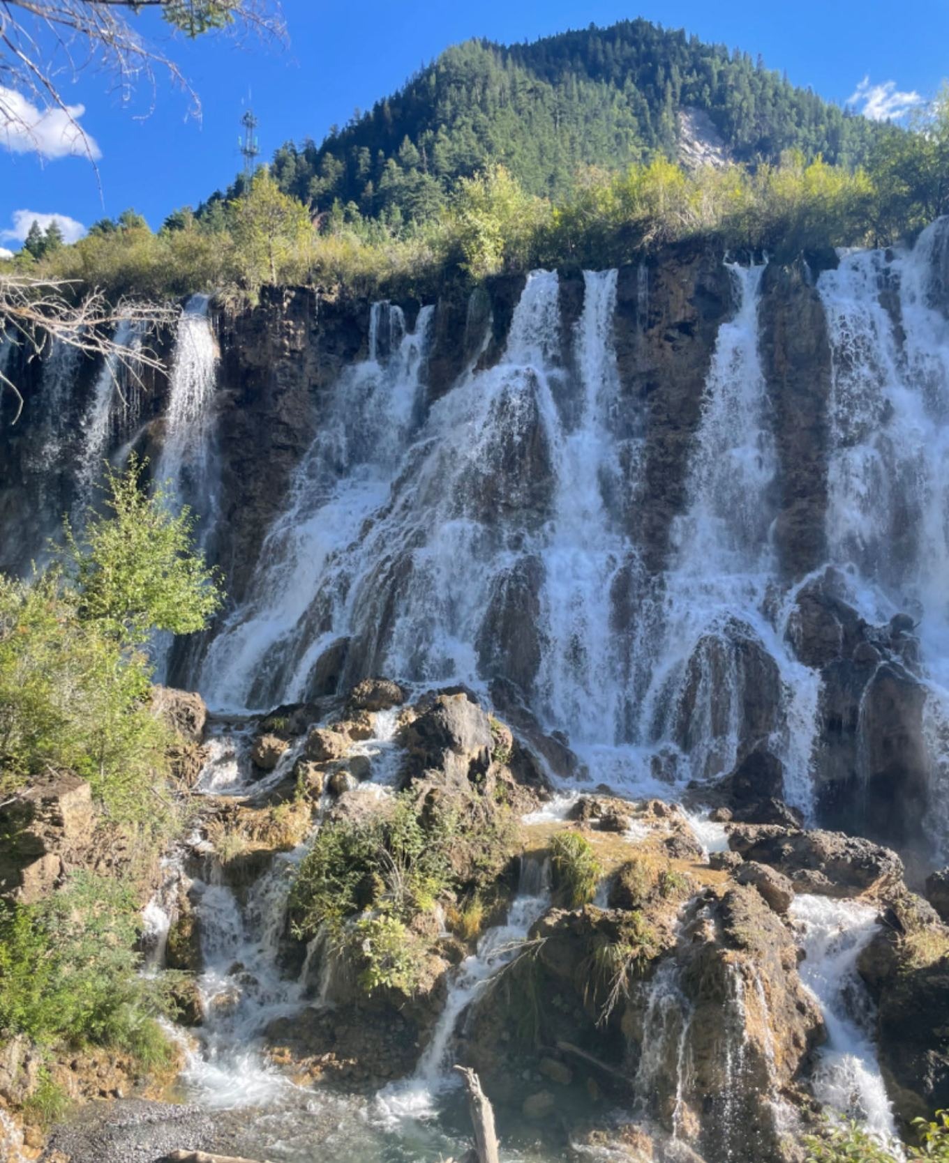 Close-up of Nuorilang Waterfall