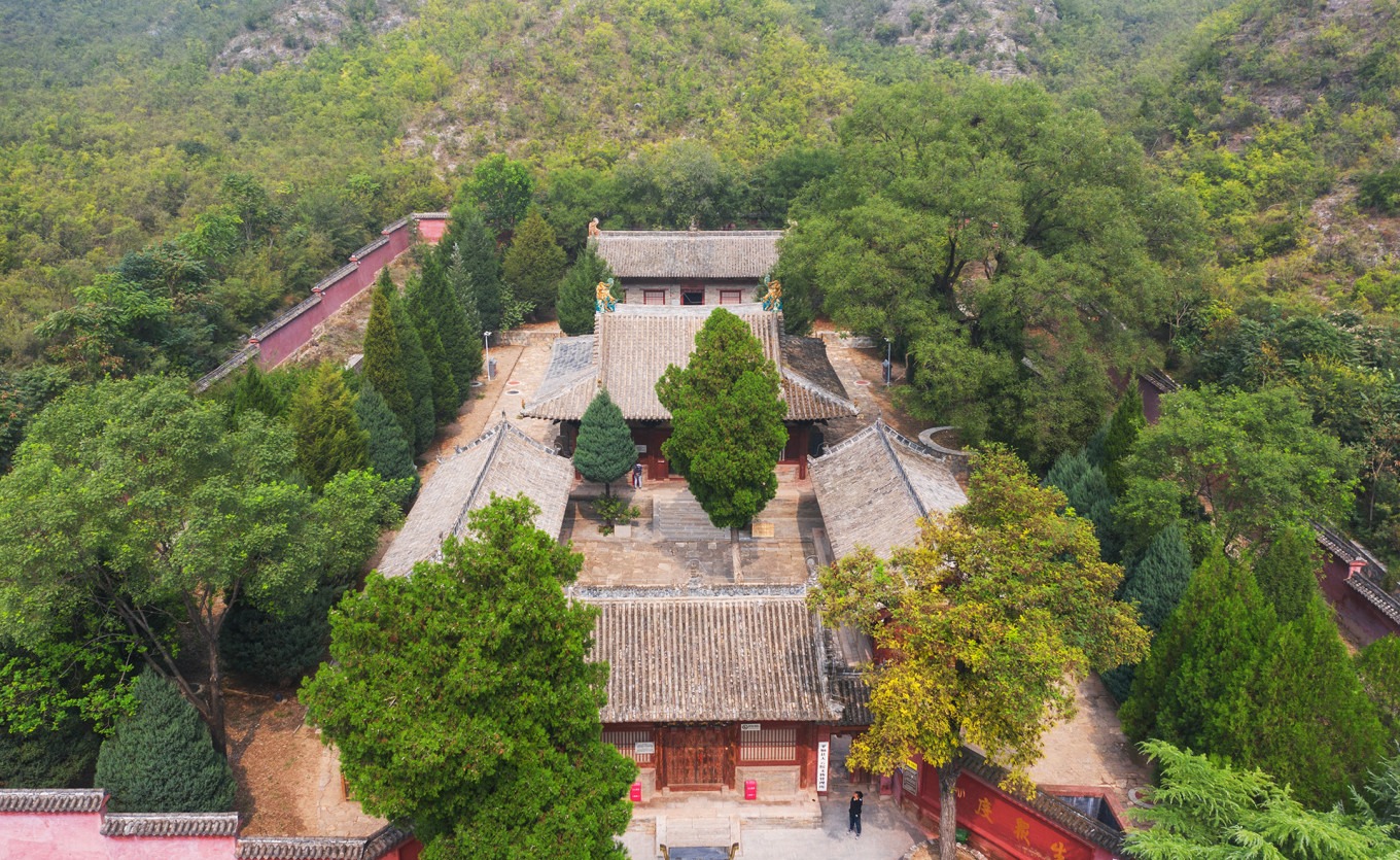 Dayun Temple main hall Mituo Hall exterior