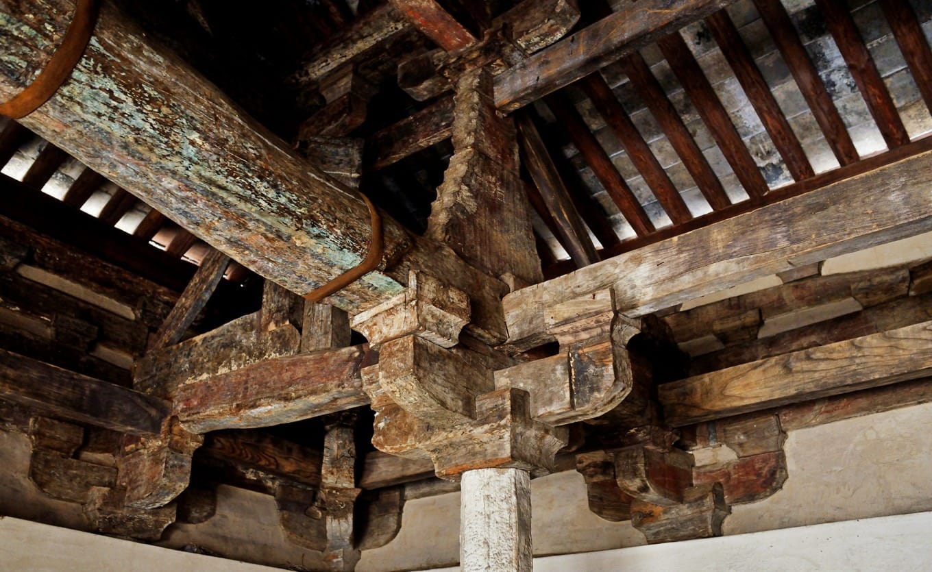 Another beam shot with bracket sets