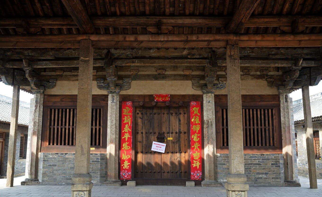 Main hall rear view showing Tang style columns