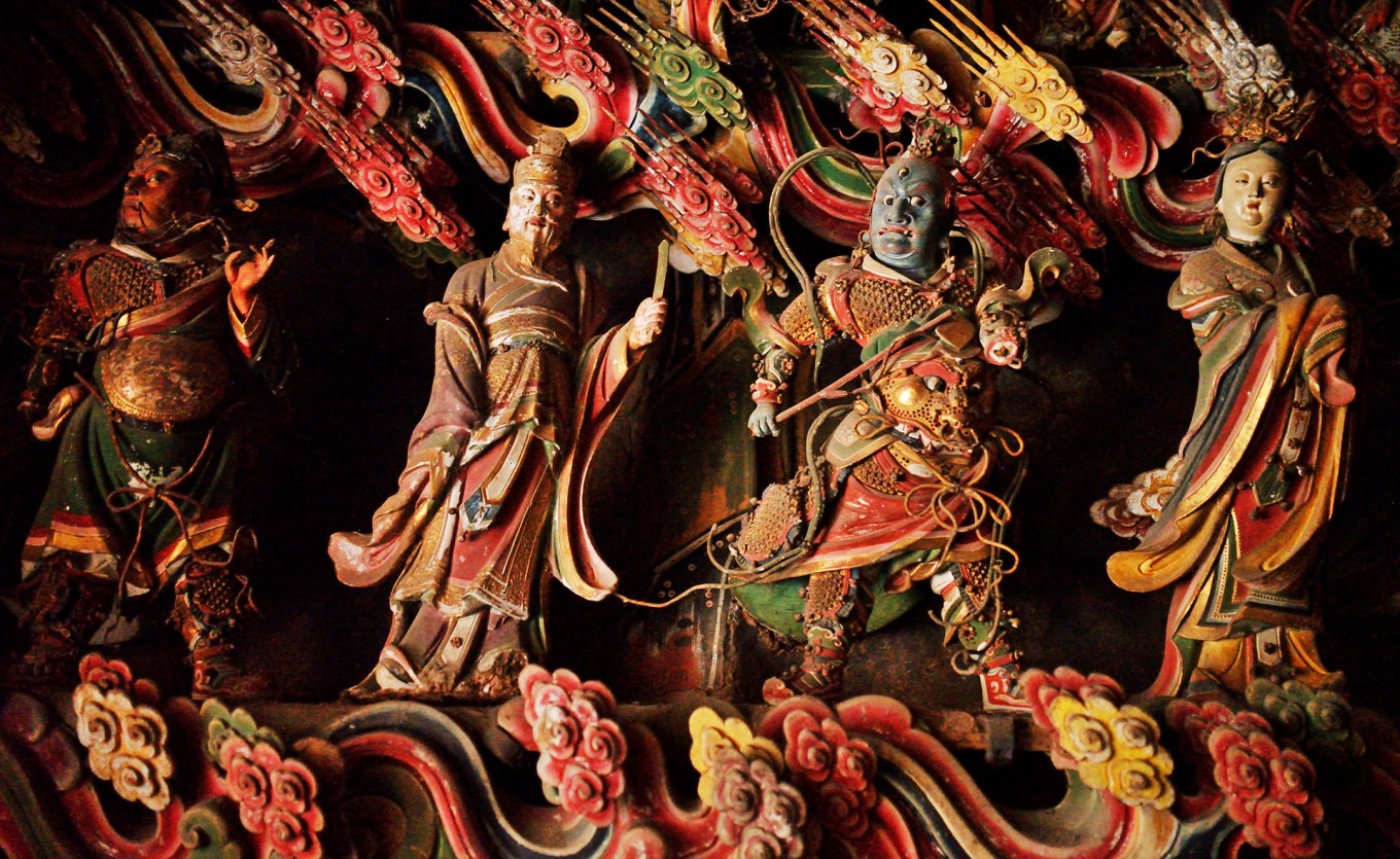 Twelve Devas on north wall including Hou Yi and Guan Yu