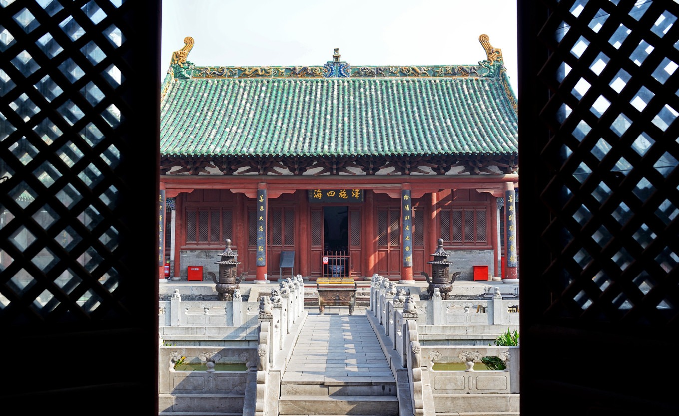 Sleeping palace in the third courtyard of Lu'an Prefecture City God Temple