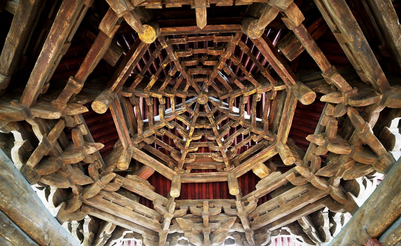 Octagonal caisson ceiling at the top of the Five-Phoenix Tower