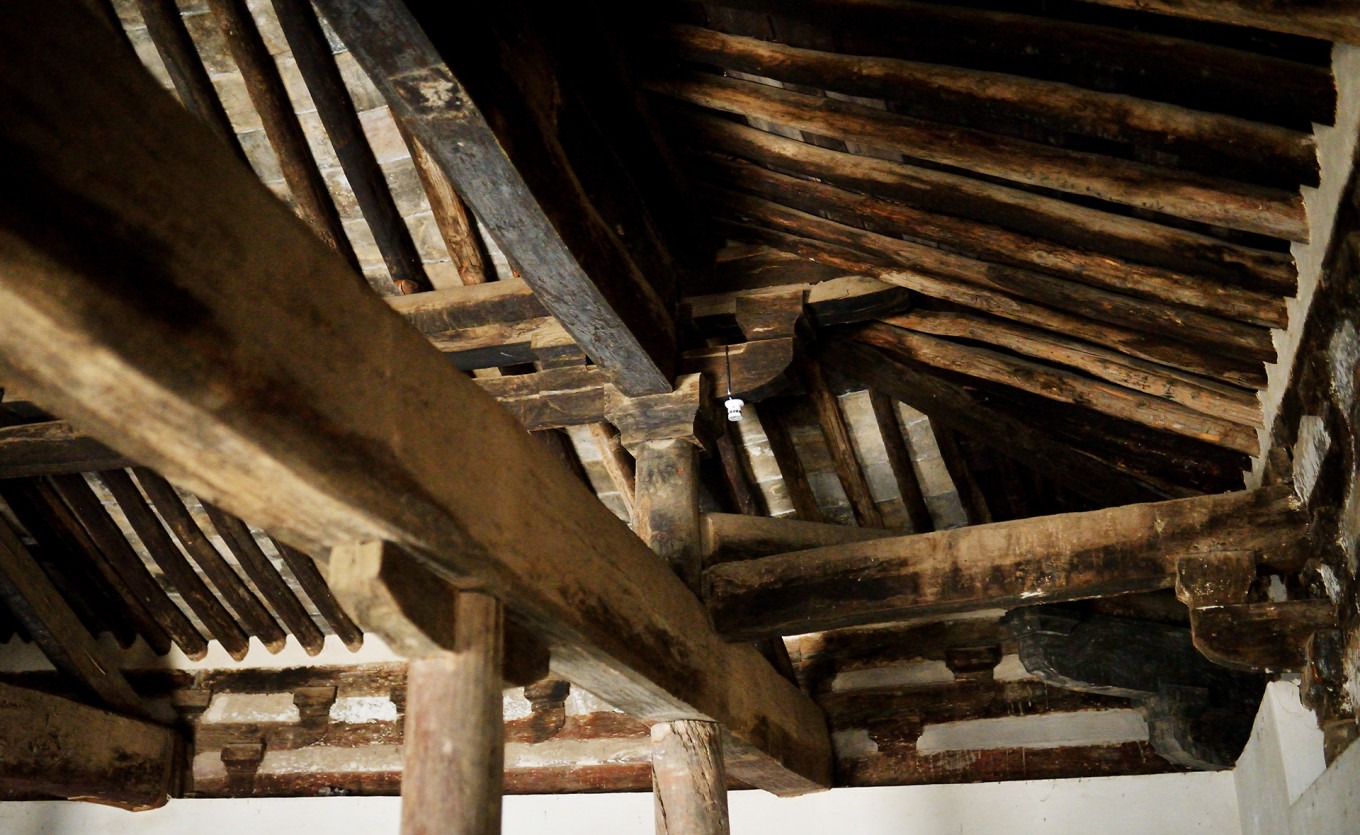 Another interior view of the main hall