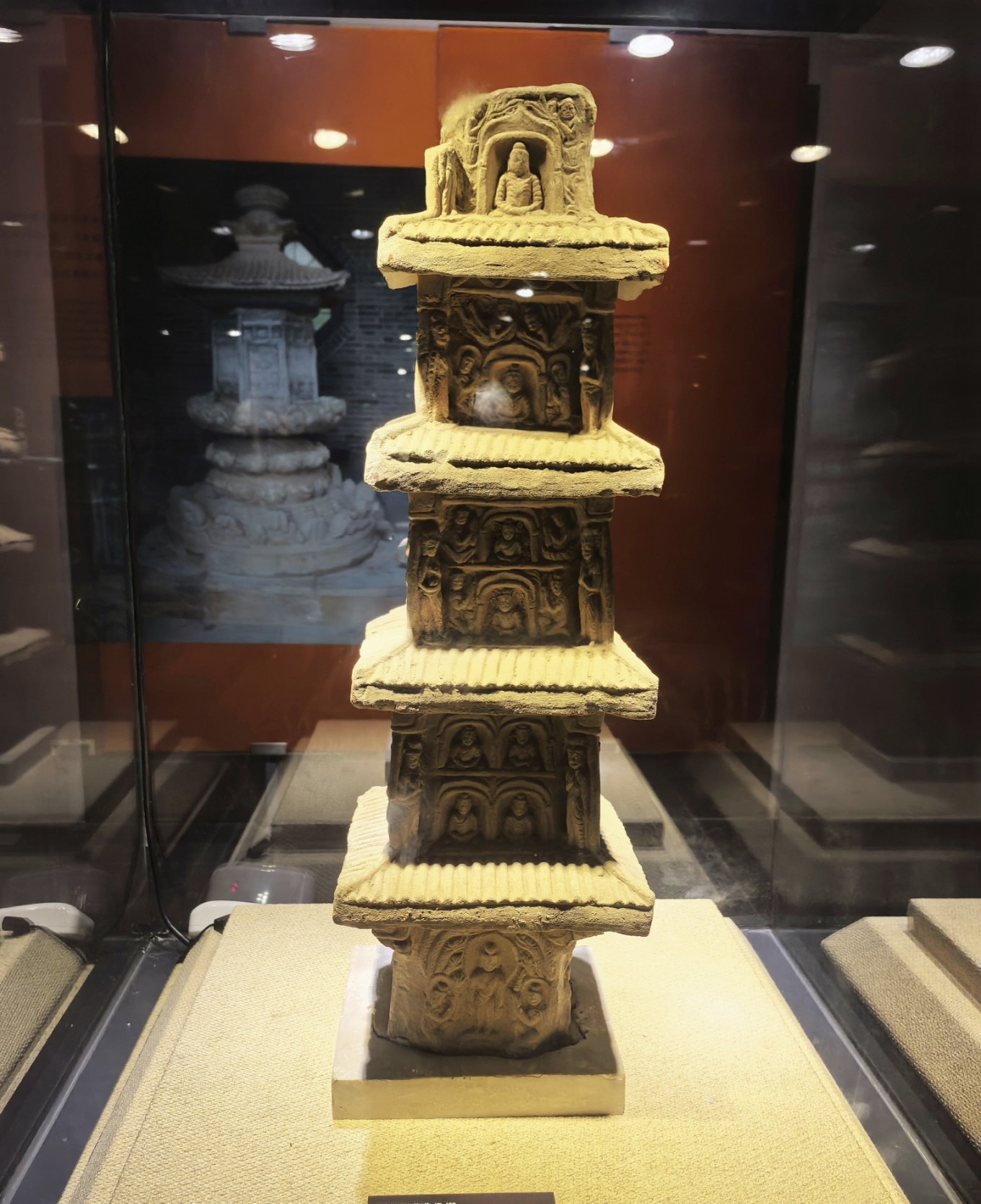 Glazed pottery watchtower from Western Han