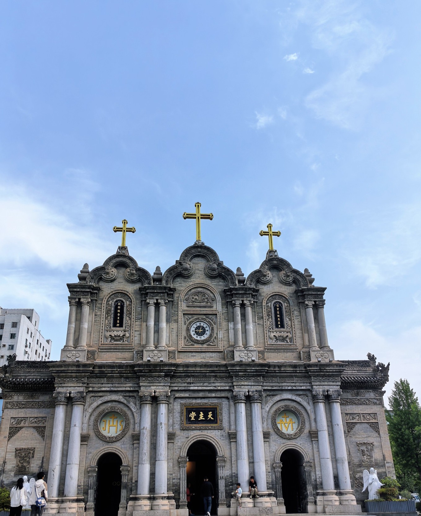Exterior view of Five-Star Street Catholic Church in Xi'an