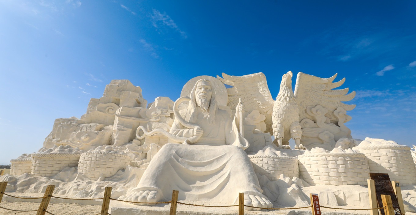 Salt sculptures of ancient camel caravan