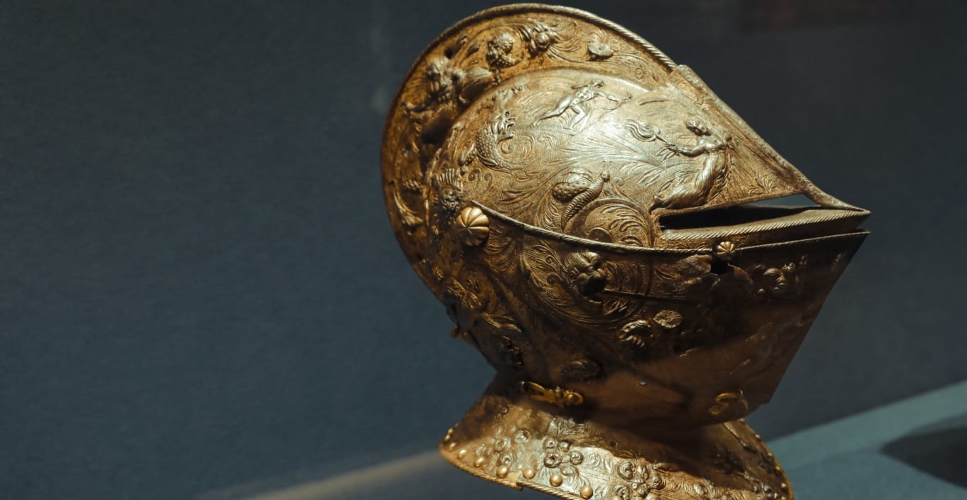 Breastplate armor piece