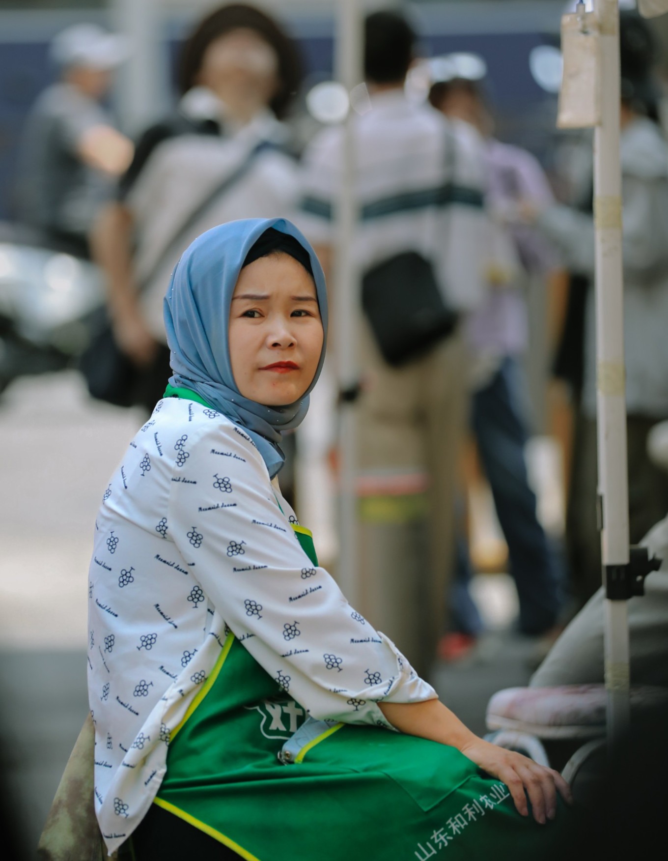 People enjoying snacks on the street