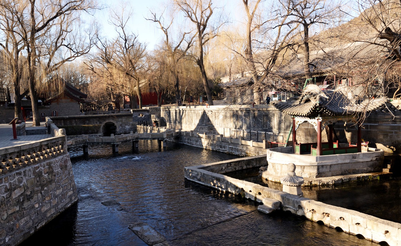 Zhibo Canal with flowing water